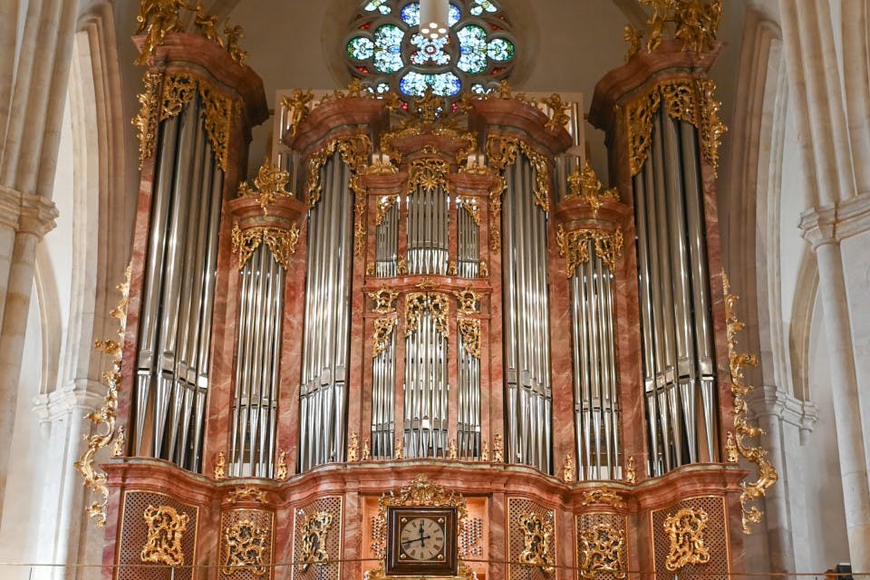 Graz Cathedral organ completed