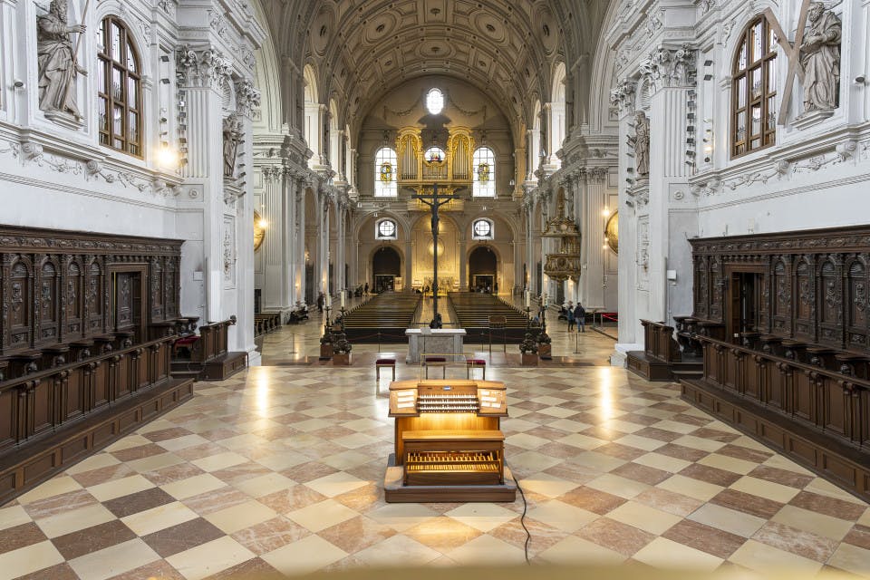 St Michael's, Munich (Jesuit Church) - Choir organ (22/II)